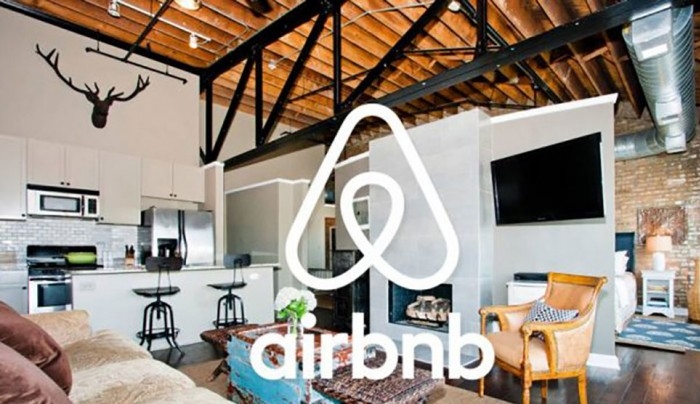 Στον «αέρα» ξανά η φορολόγηση για τις ενοικιάσεις μέσω Airbnb