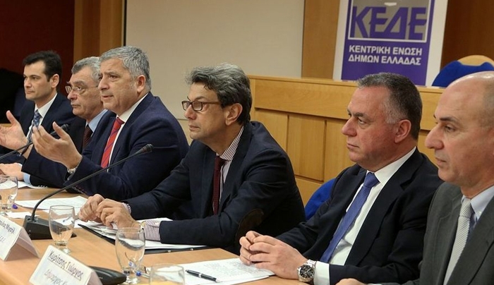 Κοινή συνέντευξη Tύπου Πατούλη με Δημάρχους του Αιγαίου-Κεντρικό θέμα ο ΦΠΑ