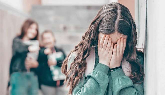 Ανήλικη μαθήτρια με σουγιά σε καυγά έξω από σχολείο της Ρόδου – Παραπομπή στη Δικαιοσύνη