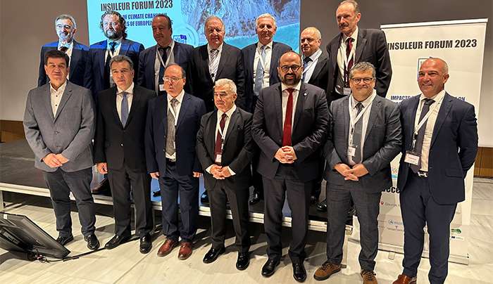 ΜΑΝΟΣ ΚΟΝΣΟΛΑΣ:  «Η κλιματική αλλαγή επιβάλλει τον επανασχεδιασμό της νησιωτικής οικονομίας»