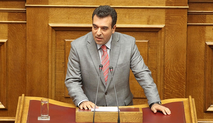 Μ. Κόνσολας: «Το διχαστικό δίπολο μνημόνιο - αντιμνημόνιο τελείωσε. Τώρα υπάρχει μόνο η Ελλάδα»