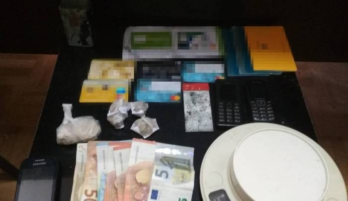 Εξαρθρώθηκε κύκλωμα που διακινούσε ηρωίνη στην Κάλυμνο - Συνελήφθησαν πέντε ημεδαποί και ένας Πακιστανός