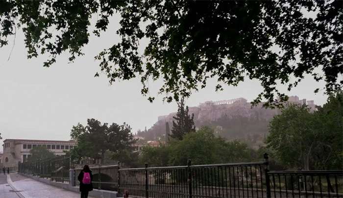 Καιρός σήμερα: Καταιγίδες σε Θεσσαλονίκη και Ιόνιο – Αφρικανική σκόνη και 23 βαθμοί Κελσίου στην Κρήτη