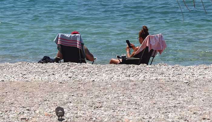 Καιρός σήμερα: Στους 37 βαθμούς η θερμοκρασία και ισχυροί άνεμοι στο Αιγαίο