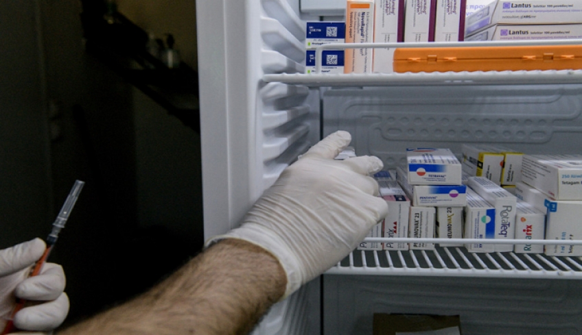 Αντιγριπικό εμβόλιο: Γιατί φέτος είναι αναγκαίο, οι 10 κατηγορίες που πρέπει να το κάνουν άμεσα