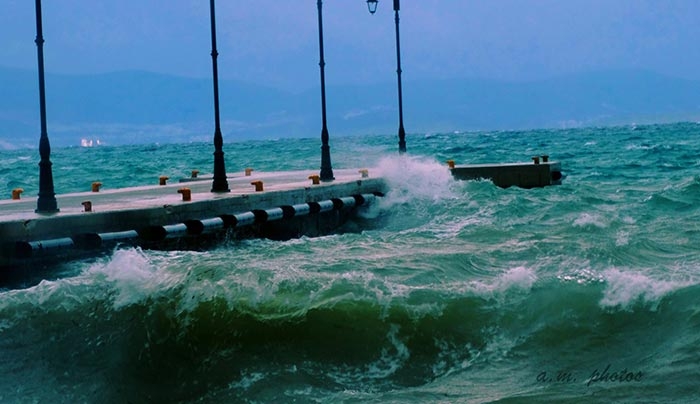 Ραγδαία επιδείνωση του καιρού με θυελλώδεις βοριάδες και παγετό