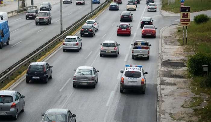 Τελευταία ευκαιρία για τέλη κυκλοφορίας - Δείτε πώς μπορείτε να τα πληρώσετε