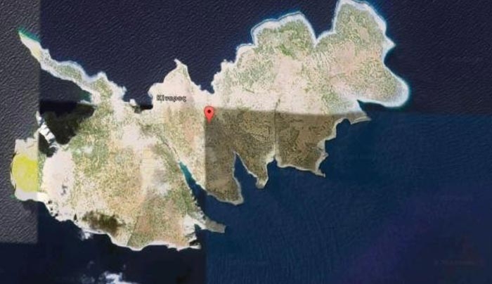 Βουρκωμένη η μοναδική κάτοικος της Κινάρου: Εγώ βρήκα τα συντρίμμια-ΗΧΗΤΙΚΟ