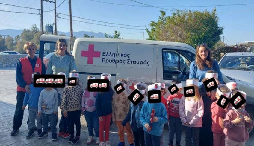 Διανομή 473 δεμάτων αγάπης τα Χριστούγεννα από το Περιφερειακό Τμήμα Κω του Ε.Ε.Σ.
