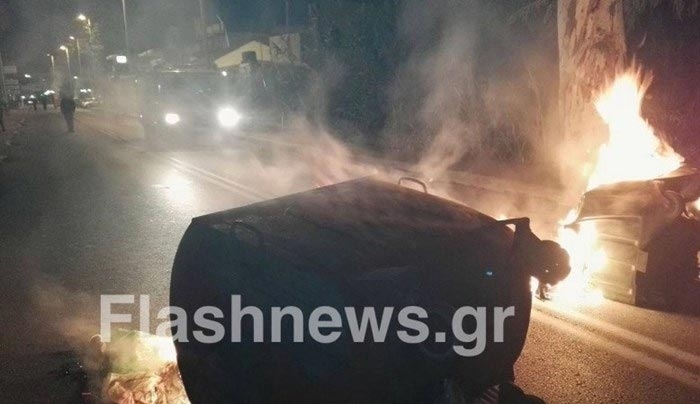 Επεισόδια έξω από τα γραφεία της Χρυσής Αυγής στα Χανιά - ΦΩΤΟ - ΒΙΝΤΕΟ