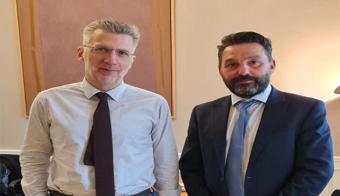 Συνάντηση Δημάρχου Χάλκης με Άκη Σκέρτσο για την επανακατοίκηση του παλαιού χωριού