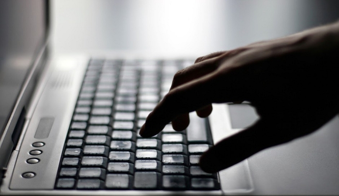 Νέα μορφή απάτης μέσω υποκλοπής e-mail