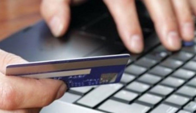 Το νέο σποτάκι της Ελληνικής Αστυνομίας για ασφαλείς διαδικτυακές συναλλαγές (βίντεο)