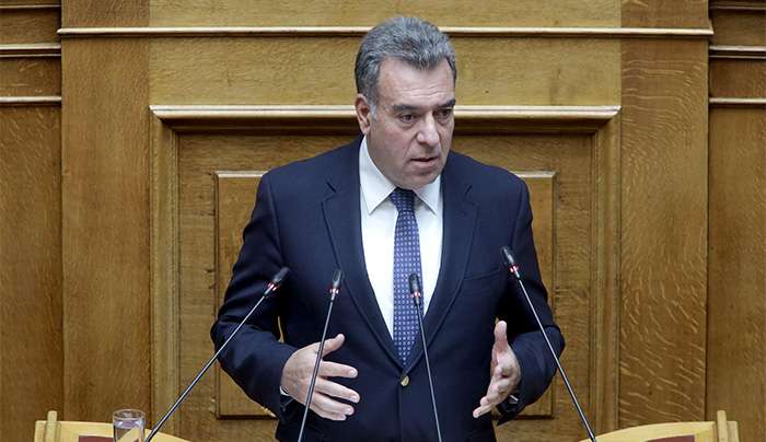 «Το πρόβλημα της διάβρωσης που απειλεί τον περιβάλλοντα χώρο και το κτίριο του Ενυδρείου αναδεικνύει ο Μάνος Κόνσολας, ζητώντας άμεσα έργα θωράκισης και αποκατάστασης»