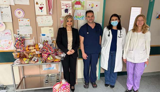 Κατερίνα Εμμανουήλ: Επίσκεψη στην Παιδιατρική Κλινική του Νοσοκομείου Ρόδου ενόψει Πάσχα
