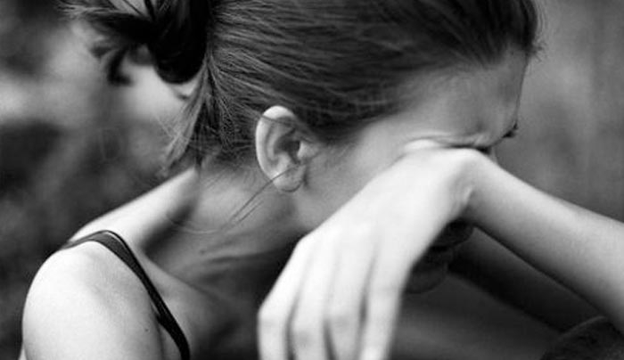 Παγίδευσαν 20χρονη μέσω Facebook – Τη βίασε και μετά την εκβίαζε!