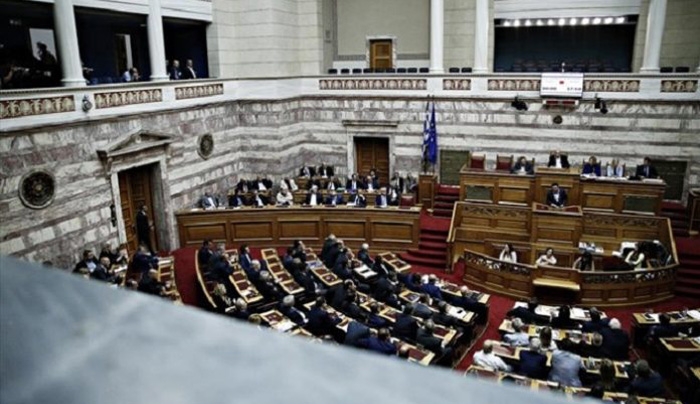 Υπερψηφίστηκε ο «επείγων χαρακτήρας» του πολυνομοσχεδίου