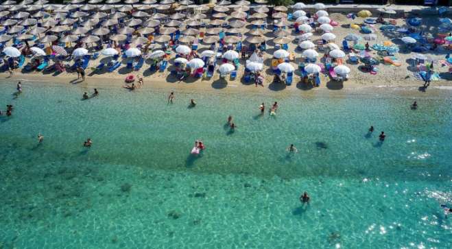 Απάτητες παραλίες: Έρχονται καταγγελίες με λίγα κλικ - Το «στοίχημα» του 2024