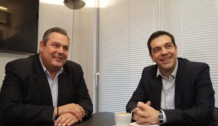 Έδωσαν τα χέρια για κυβέρνηση συνεργασίας Τσίπρας και Καμμένος - Το απόγευμα ορκίζεται πρωθυπουργός ο πρόεδρος του ΣΥΡΙΖΑ