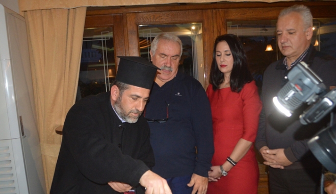 ΣΕ ΕΟΡΤΑΣΤΙΚΗ ΑΤΜΟΣΦΑΙΡΑ Η ΚΟΠΗ ΠΙΤΑΣ ΤΟΥ ΟΜΙΛΟΥ "ΦΙΛΗΤΑ" (βίντεο)