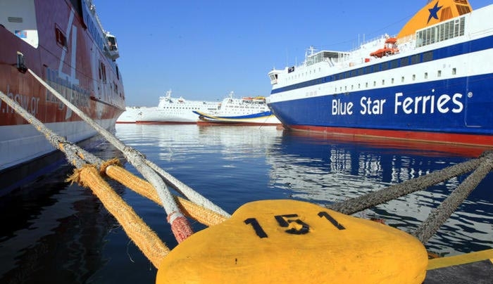 Διαμαρτυρία των Ακτοπλόων για την επέκταση της απεργίας της ΠΝΟ