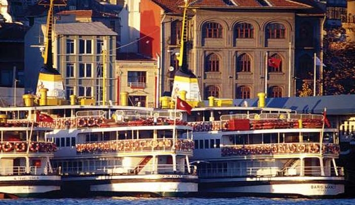 H Tουρκία μπλοκάρει την Booking.com