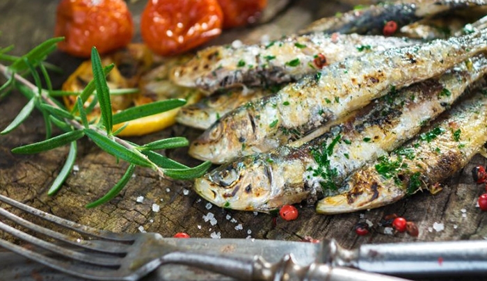 Light &amp; Tasty: Σαρδέλες στο φούρνο: Πιο light συνταγή δεν γίνεται!