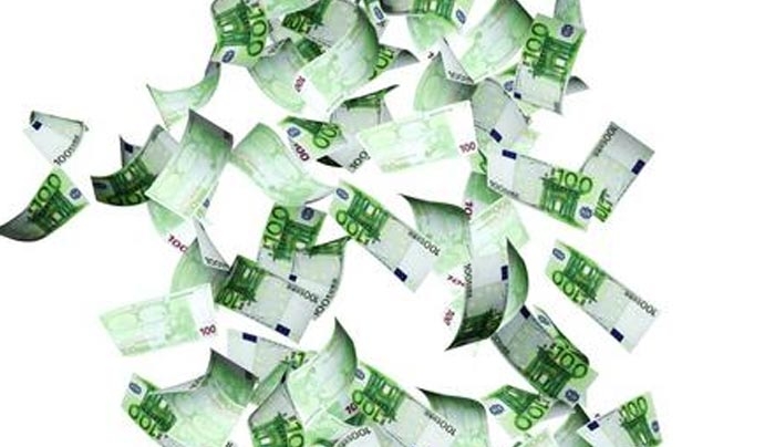 Αγρότης από τα Φάρσαλα βρήκε στο λογαριασμό του 2 δισ. ευρώ!