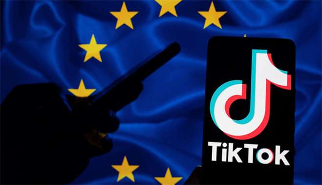 Καθολική απαγόρευση των social media για τους ανήλικους προετοιμάζει η Ευρωπαϊκή Ένωση