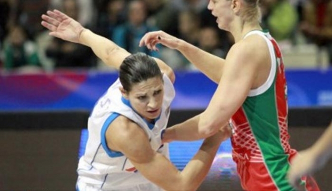 Απίστευτο τρίποντο πίσω από το κέντρο από Ελληνίδα αθλήτρια (Βίντεο)
