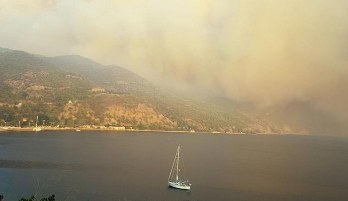 Υπό έλεγχο η φωτιά στη Βόρεια Εύβοια - Κάηκαν 20.000 στρέμματα δάσους