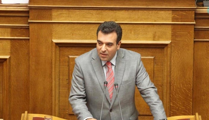 «Να πάρει πίσω η κυβέρνηση τον ειδικό φόρο κατανάλωσης στα ελληνικά κρασιά»