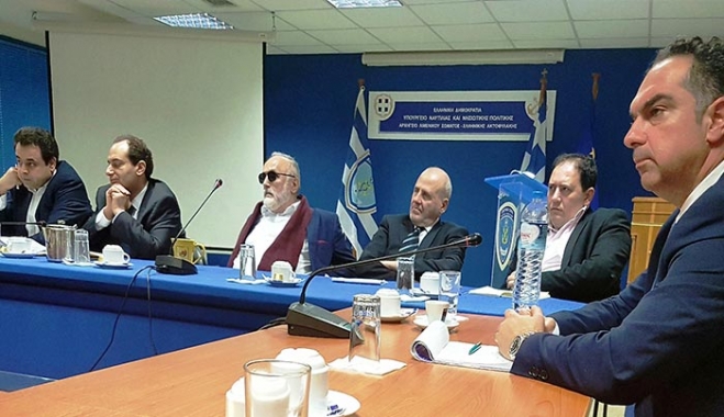 Γ. Φλεβάρης: "να συνδεθούν τα νησιά με την ηπειρωτική Ελλάδα και τον υπόλοιπο κόσμο με την λειτουργία υδατοδρομίων και πτήσεις υδροπλάνων"