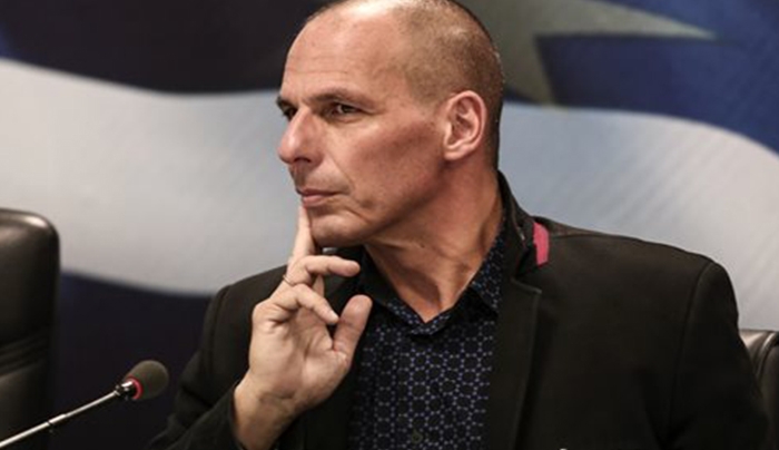 Με φάκελο έξι μεταρρυθμίσεων ο Γιάνης Βαρουφάκης στο Eurogroup