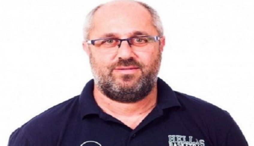 Αβέβαιη η παραμονή του Παπούλη!