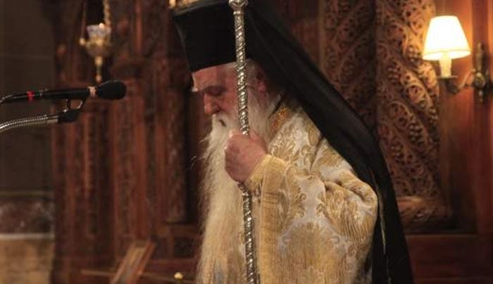 Ο Αμβρόσιος καλεί σε «εξέγερση» για την ταυτότητα φύλου -Πένθιμα θα χτυπούν οι καμπάνες για μία εβδομάδα