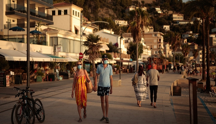Στην εντατική ο παγκόσμιος τουρισμός λόγω κορωνοϊού - Απώλειες εσόδων 320 δισ. δολαρίων μέσα σε πέντε μήνες