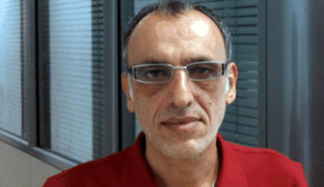 ΔΧ: Κώστα, Γιώργο και Τέλη, τελειώνετε με την πασαρέλα να μιλήσουμε για πολιτική! Εκλογές έχουμε ή καλλιστεία;