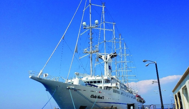 Στο λιμάνι της Ρόδου το μεγαλύτερο ιστιοπλοϊκό-κρουαζιερόπλοιο του κόσμου