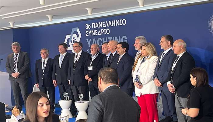 Ο Βασίλης Α. Υψηλάντης με τους Έλληνες ακτοπλόους και στο συνέδριο για το yachting