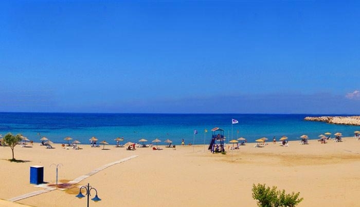 Πάνε να καταστρέψουν και τη μαγευτική Κυλλήνη