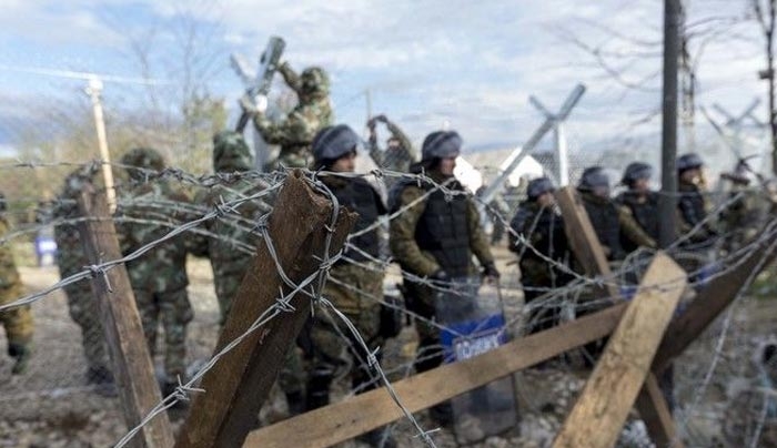 Θρίλερ με την παραμονή της Ελλάδας στη Σένγκεν - Εξοδο «βλέπει» ο ευρωπαϊκός Τύπος