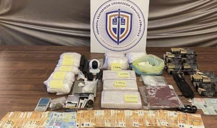 Νέες αποκαλύψεις για το κύκλωμα κοκαΐνης – Η 71χρονη «θεία» έκανε κουμάντο από τις φυλακές