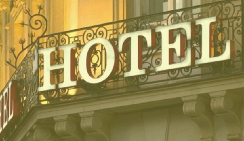 Τα 29 ξενοδοχεία στα Δωδεκάνησα που μένουν ανοιχτά για τη στέγαση ατόμων ειδικών κατηγοριών