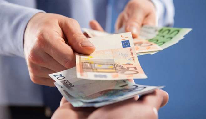 Άνοιξαν αιτήσεις για επίδομα έως 1.375 ευρώ σε εργαζόμενους μέσω gov – Δείτε ποιους κλάδους αφορά