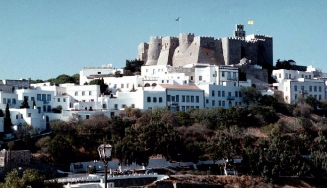 Το υπουργείο Αγροτικής Ανάπτυξης δεν αναγνωρίζει τα χρυσόβουλα της Πάτμου!