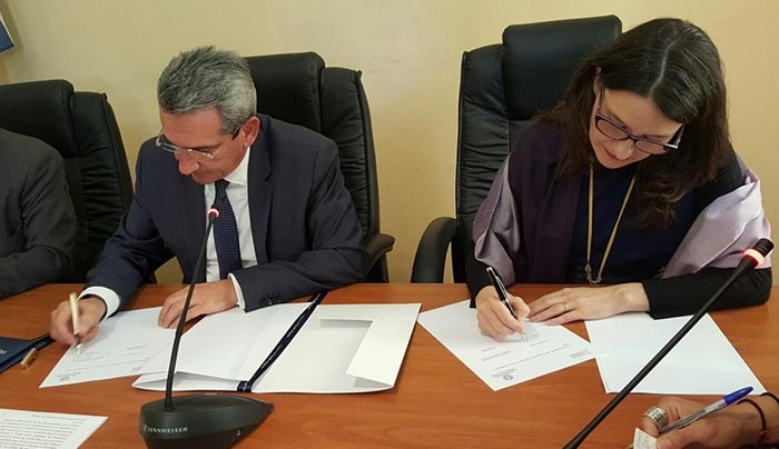 Eπανεγκατάσταση τουλάχιστον 1000 προσφύγων από νησιά του Αιγαίου στην Ισπανία