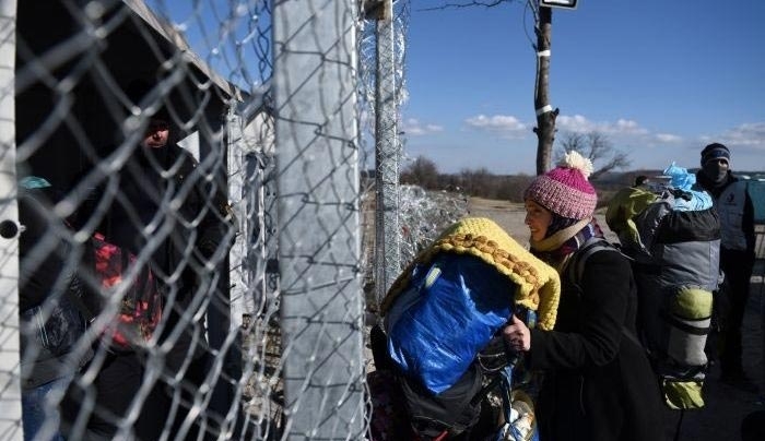 Μισθός από 431 μέχρι και 619 ευρώ το μήνα για όσους δουλέψουν στα hotspots