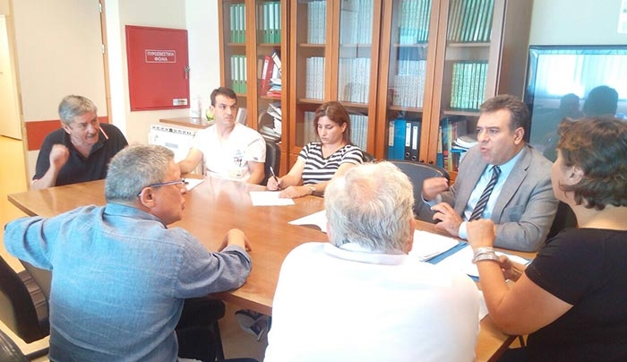Συνάντηση του Μ. Κόνσολα με τη Διοικήτρια και τους γιατρούς του νοσοκομείου της Ρόδου
