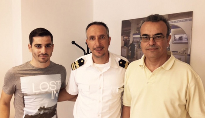 Συνάντηση με τον πλοίαρχο του κρουαζιερόπλοιου CELESTYAL CRISTAL Ν. Χάλαρη είχαν ο Γ. Κοκαλάκης &amp; Δ. Γερασκλής